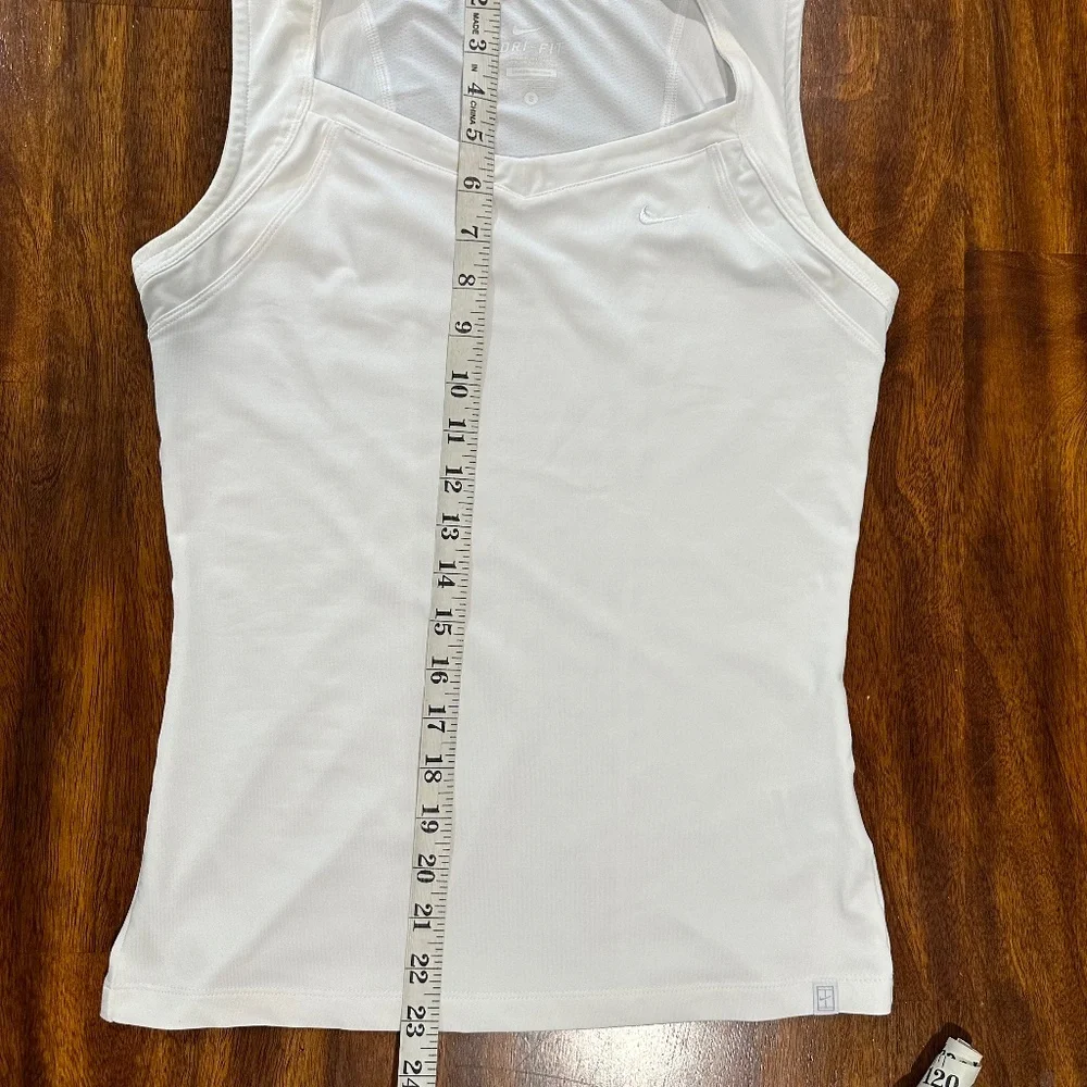 Nike Dry-Fit Tank Top‎ - Size S. - Picture 9 of 10